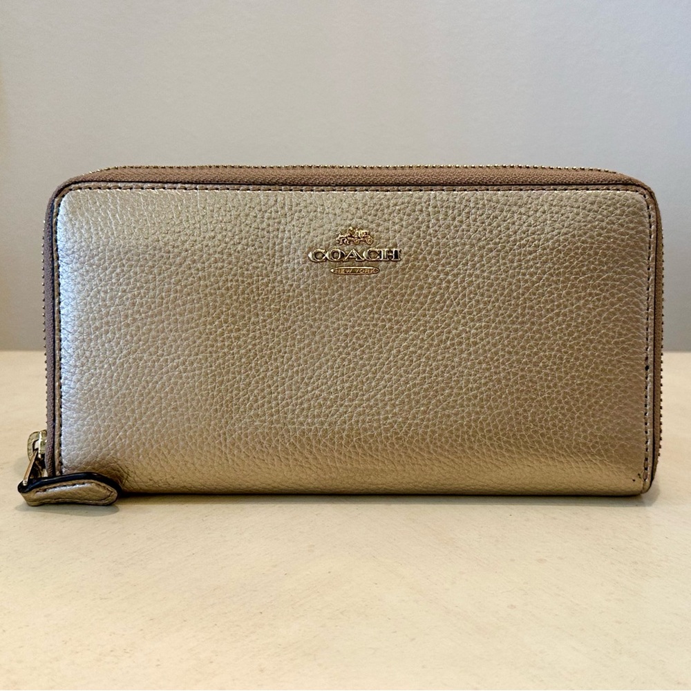 COACH Gold Zipper Leather Wallet